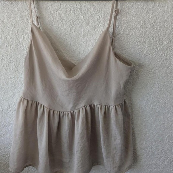 Extra Small American Eagle cream spaghetti top - Picture 2 of 7